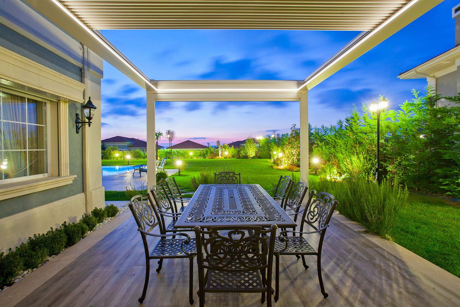 Rulouri umbrire terasa Pergola Lux