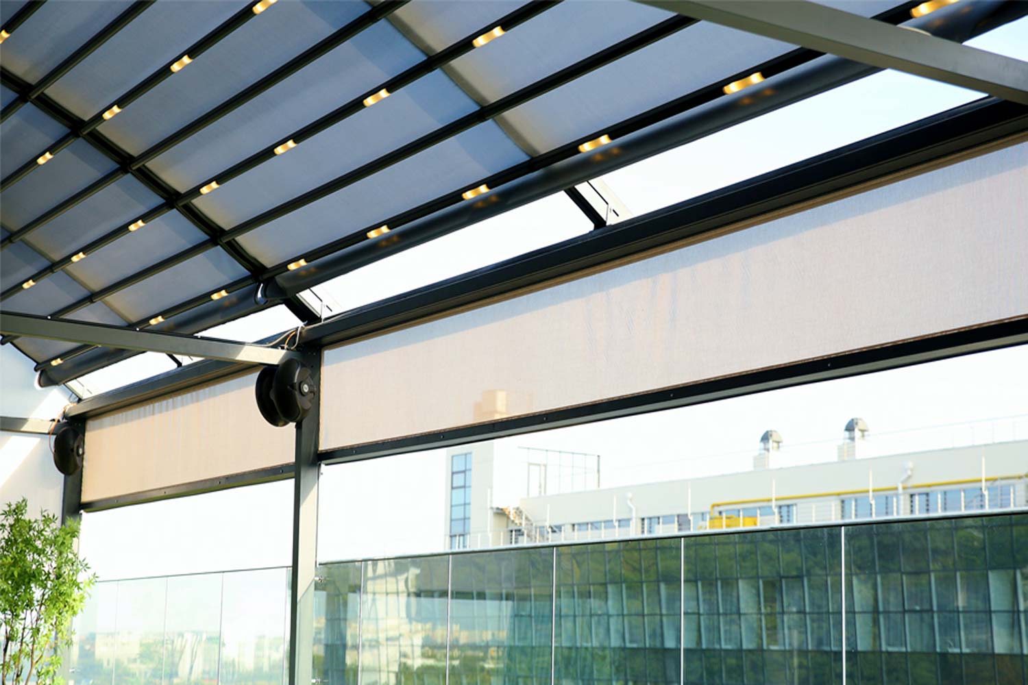 Rulouri umbrire Pergola Lux